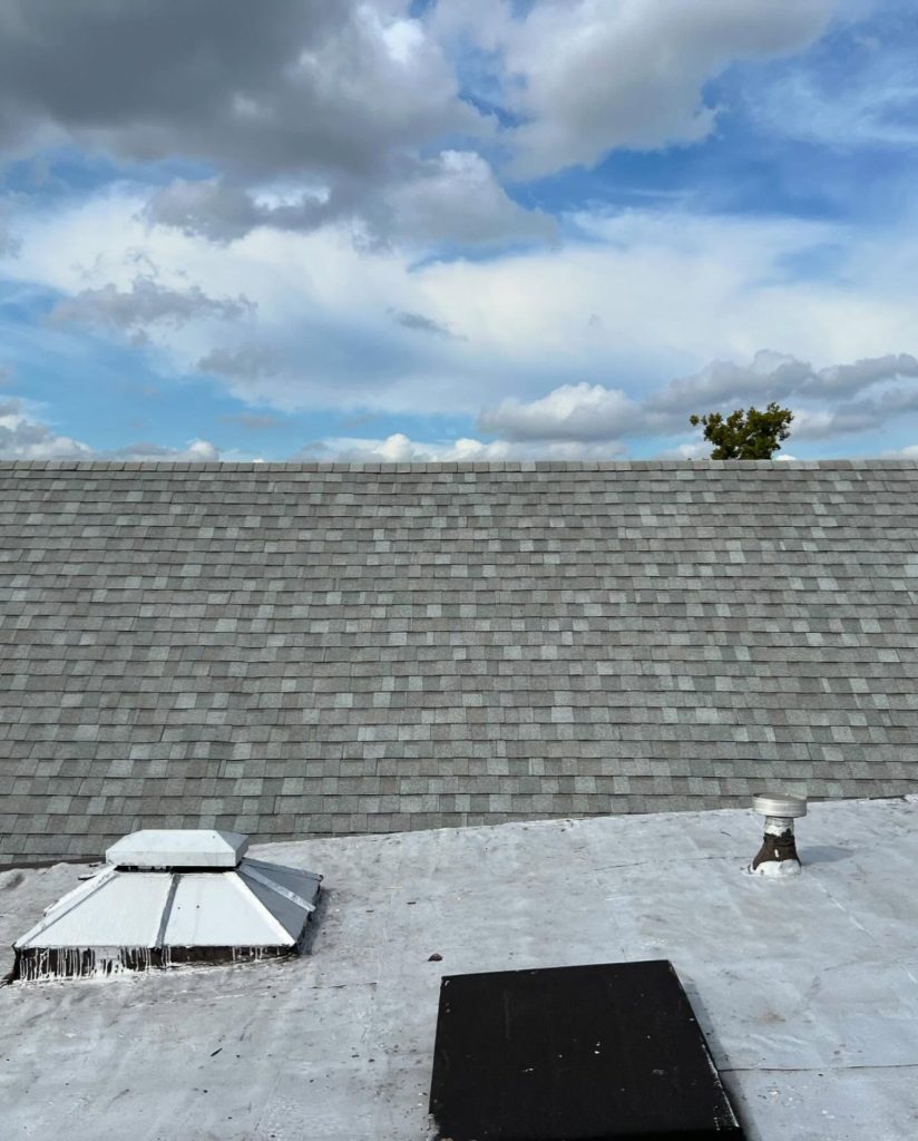 Professional roofing company Parsippany-Troy Hills NJ repairing storm damage